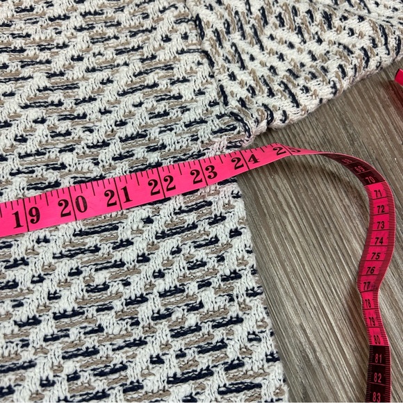 Heavyweight Vintage Sweater - Picture 7 of 8